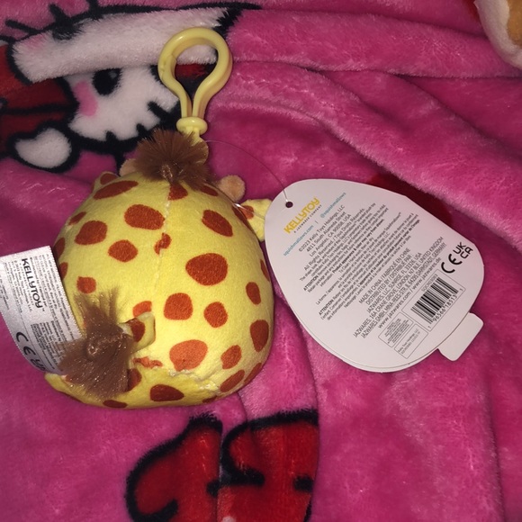 Bnwt Gary the giraffe squishmallow clip - Picture 2 of 5